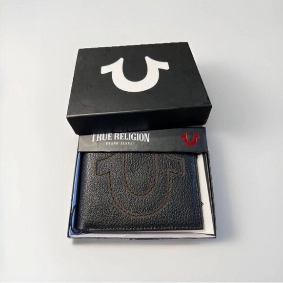 True Religion Men's Genuine Leather Bifold Wallet with Horseshoe Logo - Picture 1 of 4